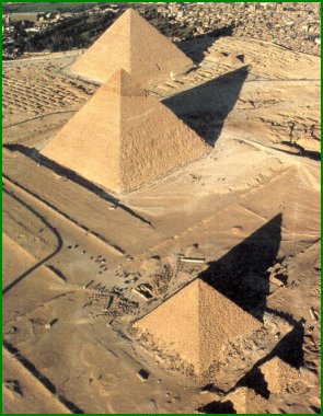 Les pyramides de Gizeh